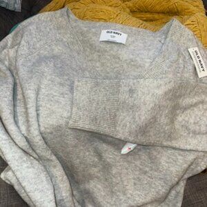 SoSoft Loose V-Neck Sweater